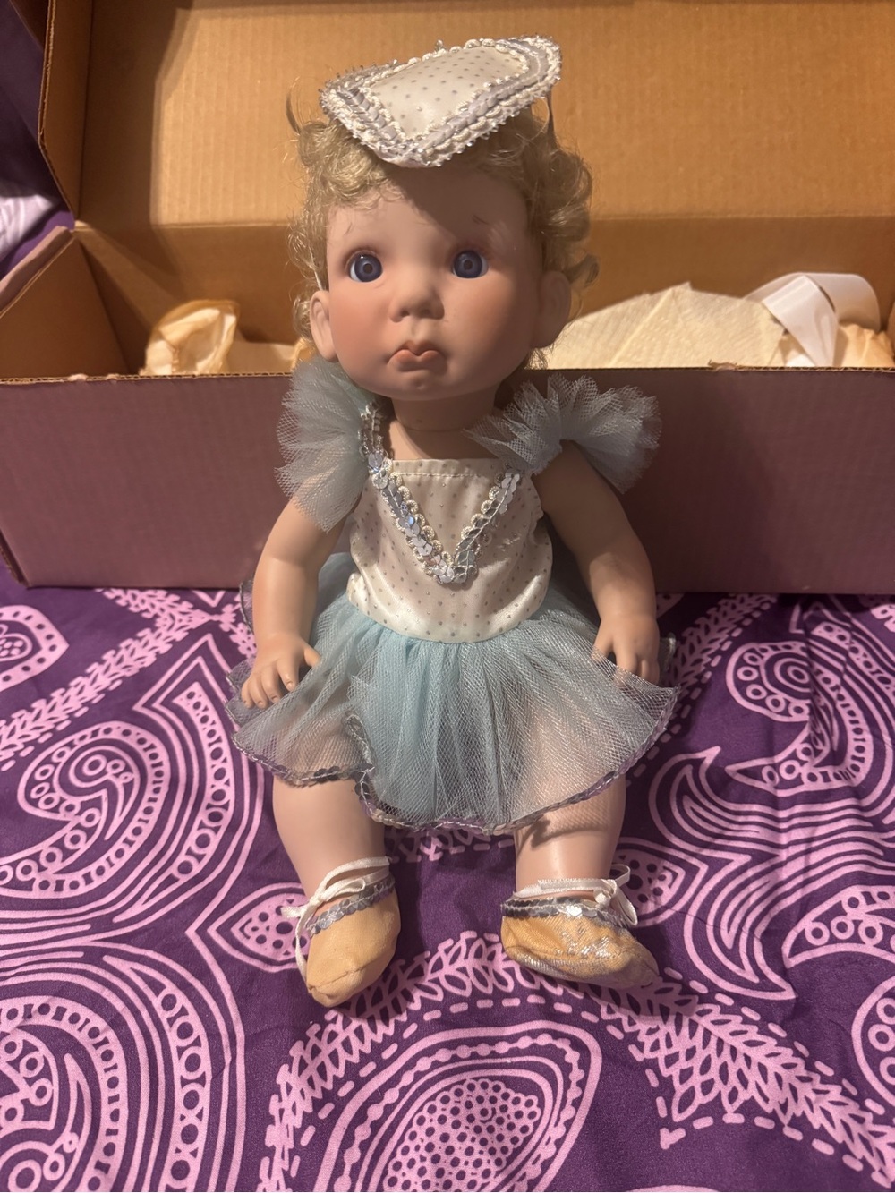 Vintage collectible Lee Middleton  Ballerina Doll